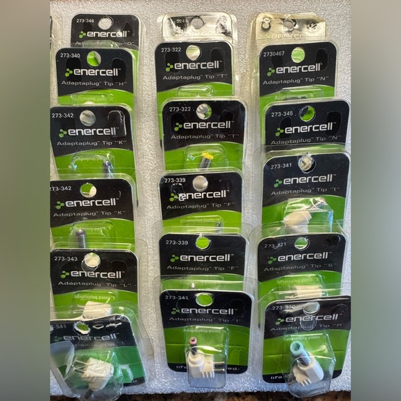 Lot of 36 Assorted Radio Shack Enercell Adaptaplug Tips (New/Open Box) - Picture 3 of 4